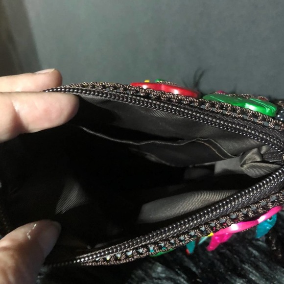 Quirky & Fun, Vividly Colored Coconut Shell Beaded Purse NWT - Picture 7 of 7